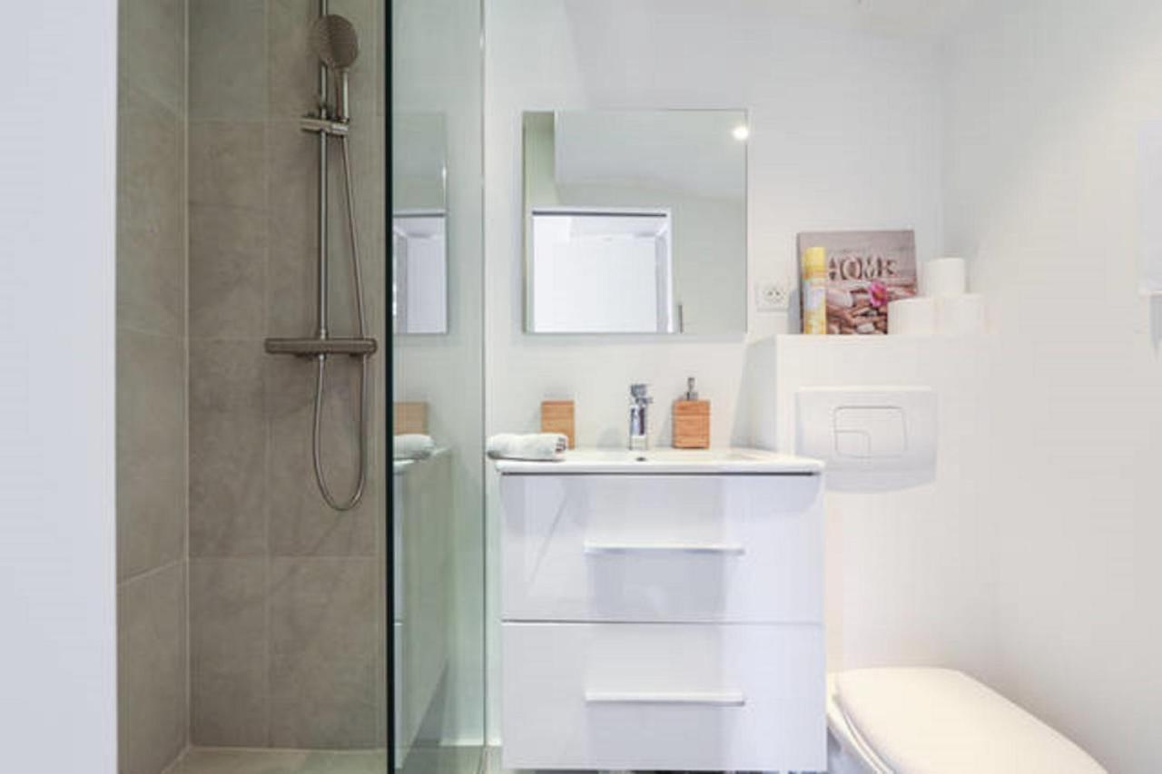 Appartement Gilly 4 - Exceptional 2Beds, Sea View, Modern,A/C, Old Town à Nice Extérieur photo