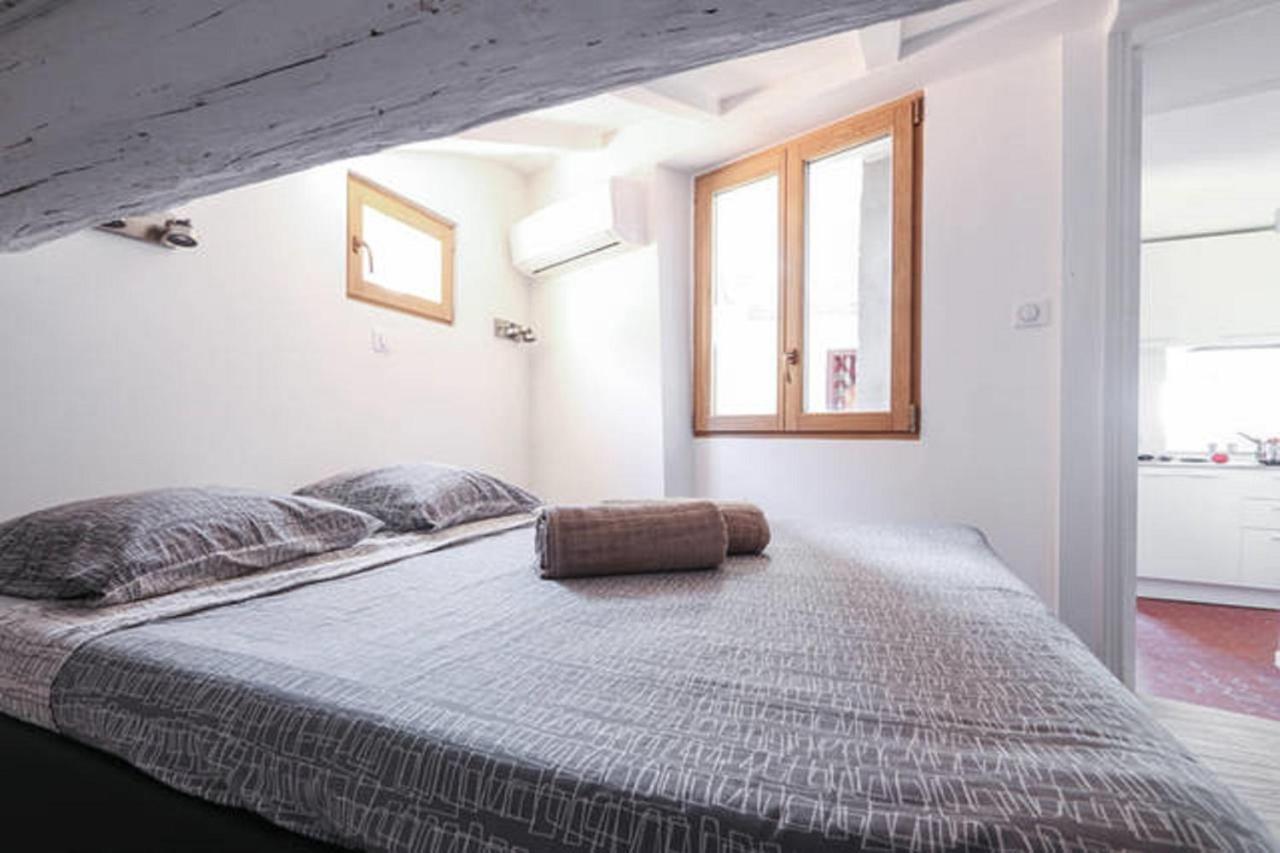 Appartement Gilly 4 - Exceptional 2Beds, Sea View, Modern,A/C, Old Town à Nice Extérieur photo